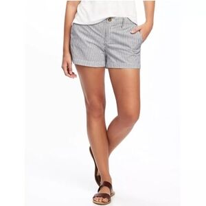 Old Navy Mid-Rise Everyday White Blue Railroad Stripe 3.5" Cotton Shorts Size 4